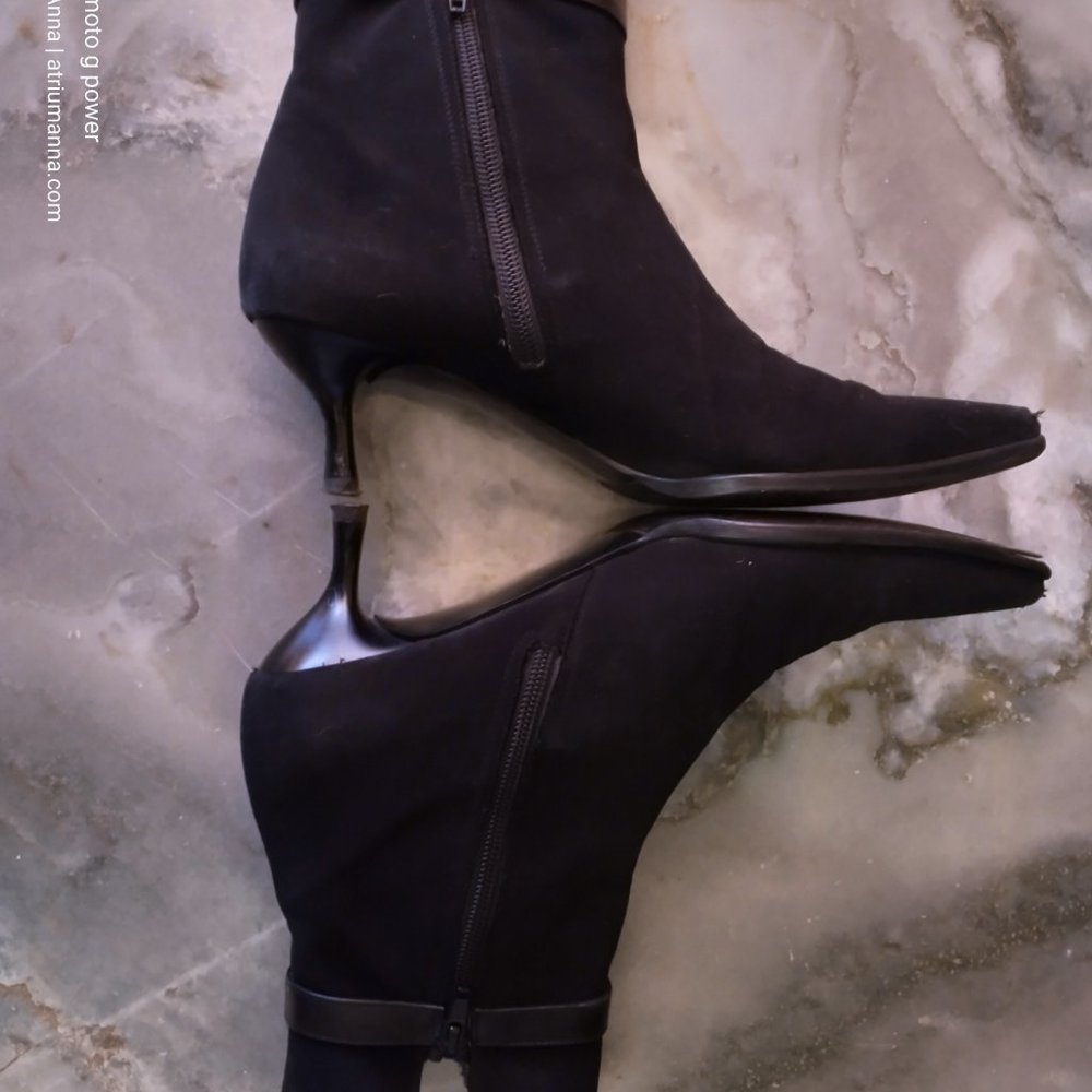 Stuart Weitzman Womens Pointed Toe Short Boots Bl… - image 4